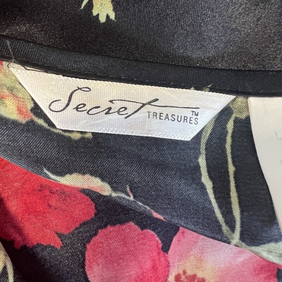Secret Treasures Satin Robe - Picture 12 of 16
